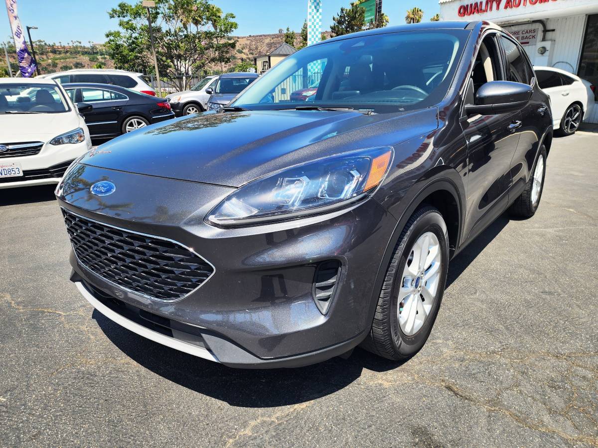 2020 Ford, dovoz USA — foto 4 z 12