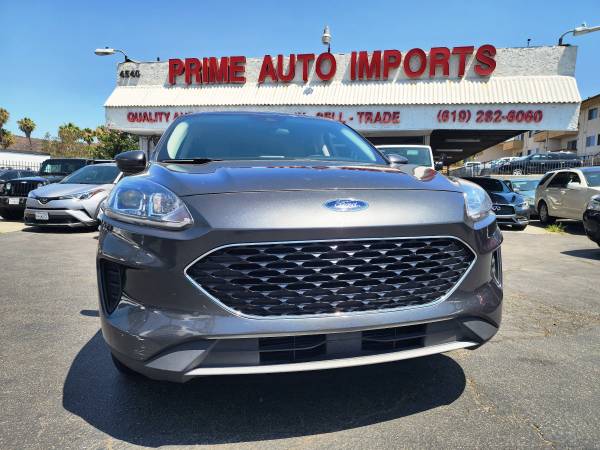 2020 Ford, dovoz USA — foto 5 z 12