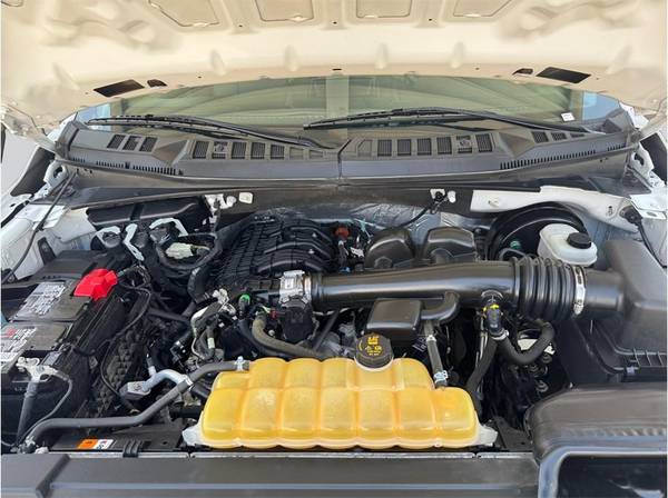 2020 Ford, dovoz USA — foto 8 z 12