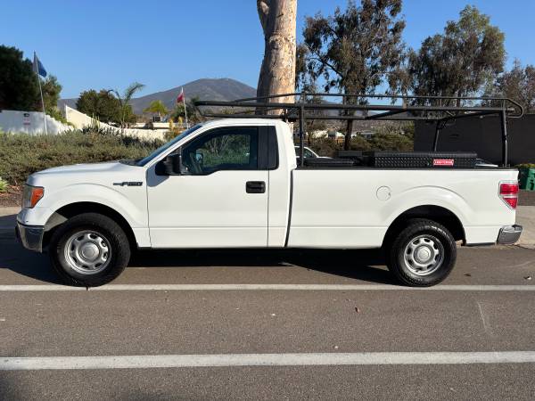 2014 Ford, dovoz USA — foto 7 z 12