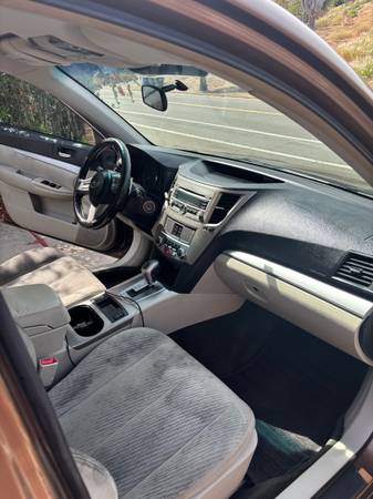 2011 Subaru, dovoz USA — foto 6 z 12