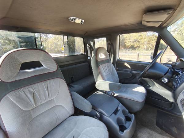 1992 Ford, dovoz USA — foto 3 z 4