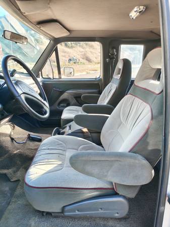 1992 Ford, dovoz USA — foto 4 z 4