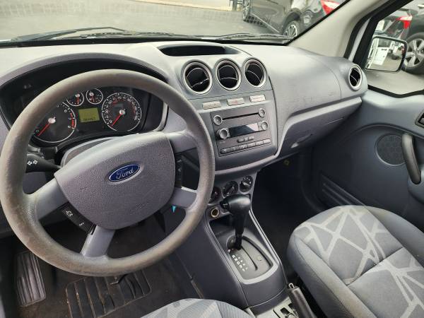 2013 Ford, dovoz USA — foto 6 z 12