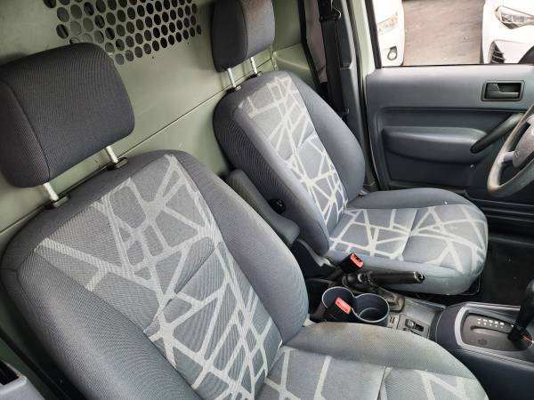 2013 Ford, dovoz USA — foto 7 z 12