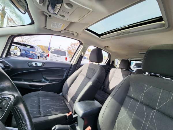 2019 Ford, dovoz USA — foto 11 z 12