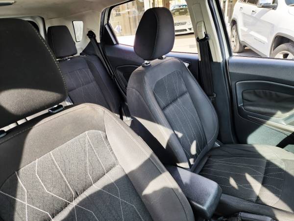 2019 Ford, dovoz USA — foto 12 z 12