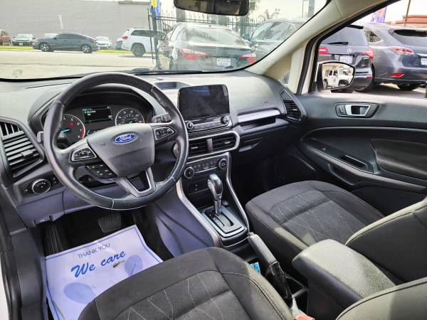 2019 Ford, dovoz USA — foto 7 z 12
