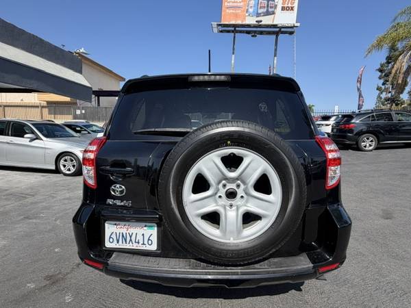 2012 Toyota, dovoz USA — foto 3 z 12