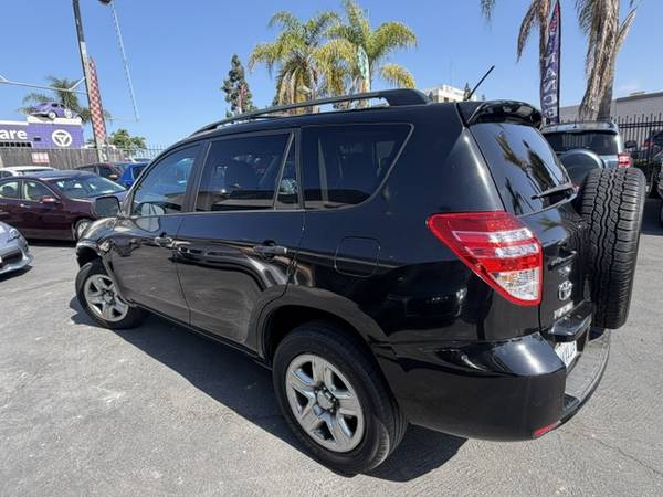 2012 Toyota, dovoz USA — foto 5 z 12