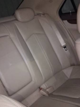 2011 Cadillac, dovoz USA — foto 4 z 9