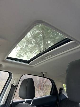 2018 Ford, dovoz USA — foto 11 z 12