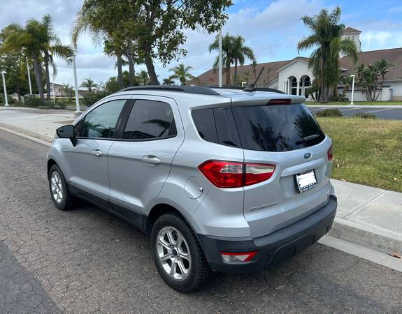 2018 Ford, dovoz USA — foto 6 z 12