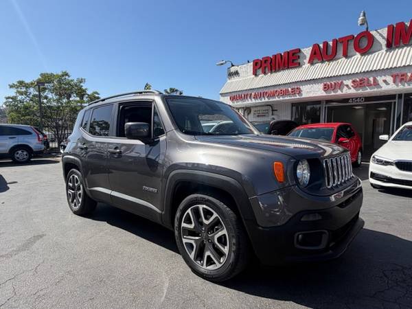 2016 Jeep, dovoz USA — foto 9 z 12