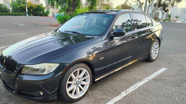2011 BMW, dovoz USA — foto 3 z 12