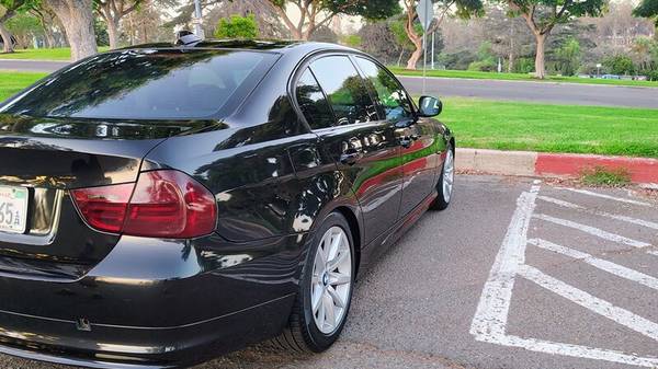 2011 BMW, dovoz USA — foto 7 z 12