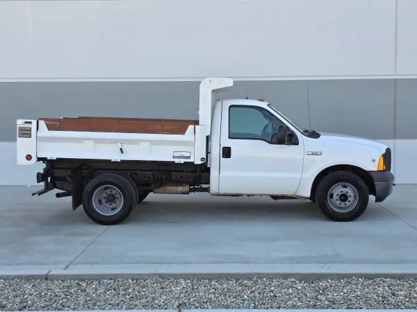 2006 Ford, dovoz USA — foto 2 z 12