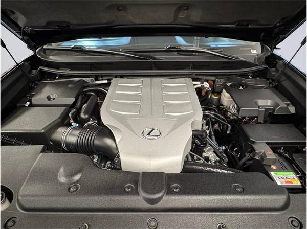 2017 Lexus, dovoz USA — foto 9 z 12