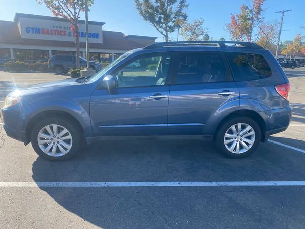 2012 Subaru, dovoz USA — foto 2 z 8