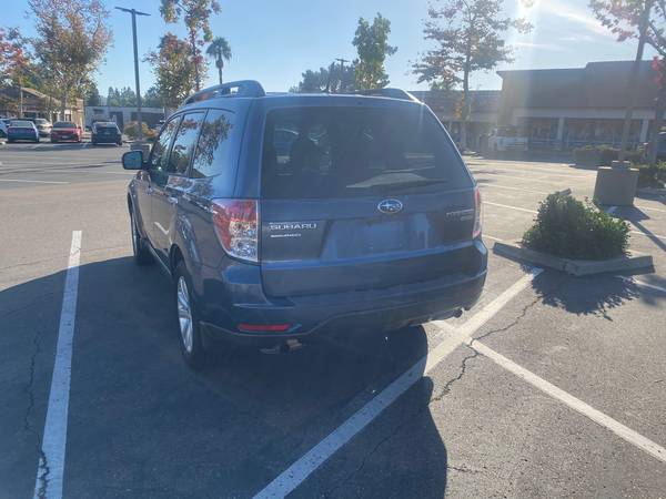 2012 Subaru, dovoz USA — foto 3 z 8