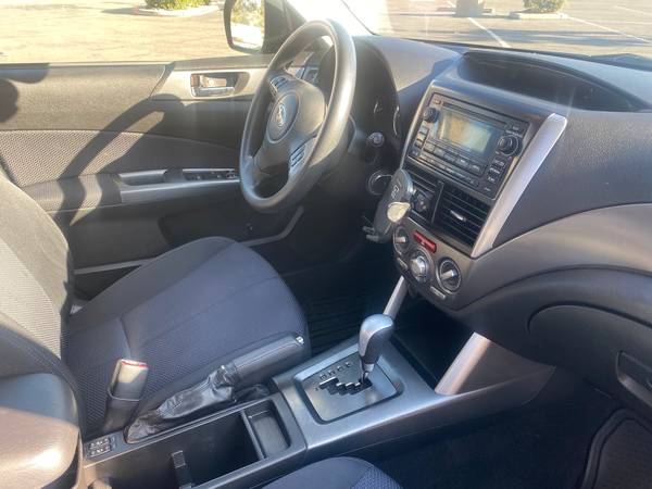 2012 Subaru, dovoz USA — foto 5 z 8