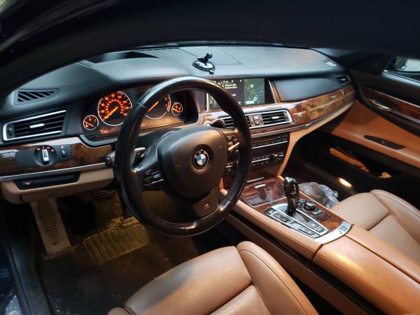 2013 BMW, dovoz USA — foto 3 z 3