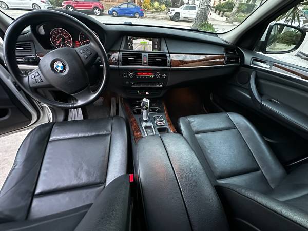 2012 BMW, dovoz USA — foto 8 z 12