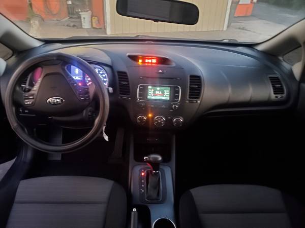 2016 Kia, dovoz USA — foto 7 z 12