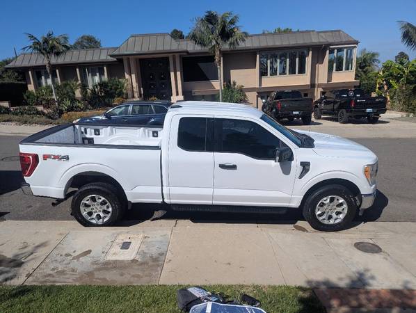 2021 Ford, dovoz USA — foto 4 z 11