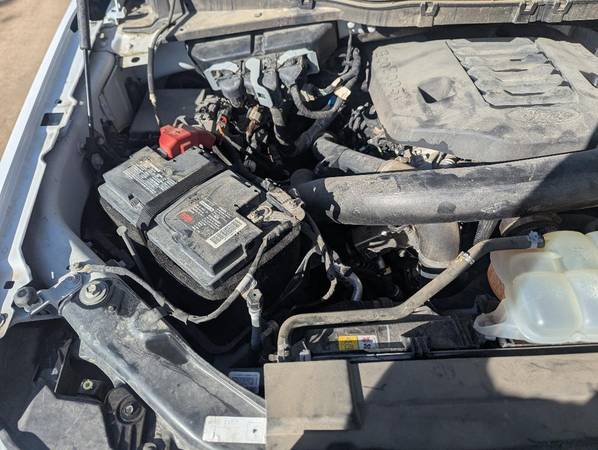 2021 Ford, dovoz USA — foto 9 z 11