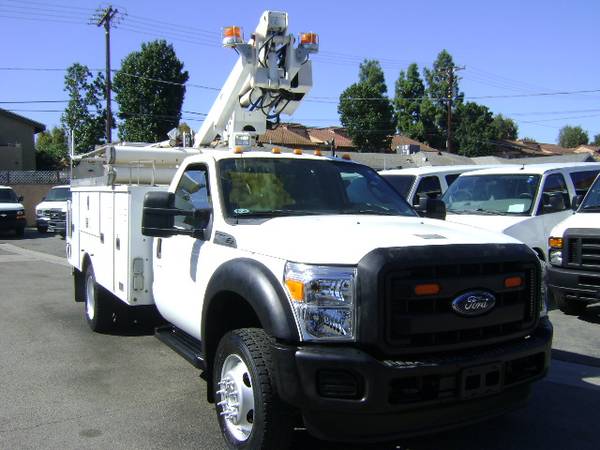 2015 Ford, dovoz USA — foto 3 z 12