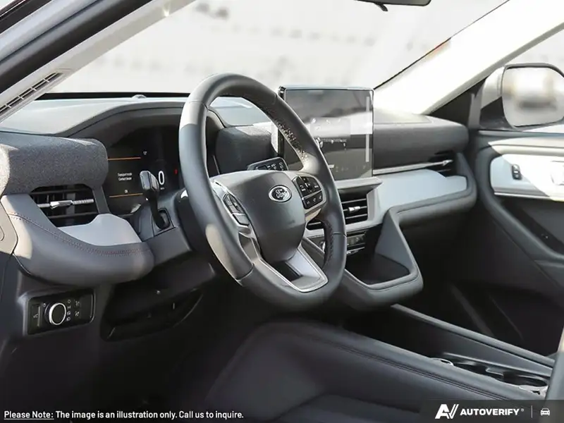 2026 Ford Explorer, 24 km, dovoz Kanada — foto 11 z 12