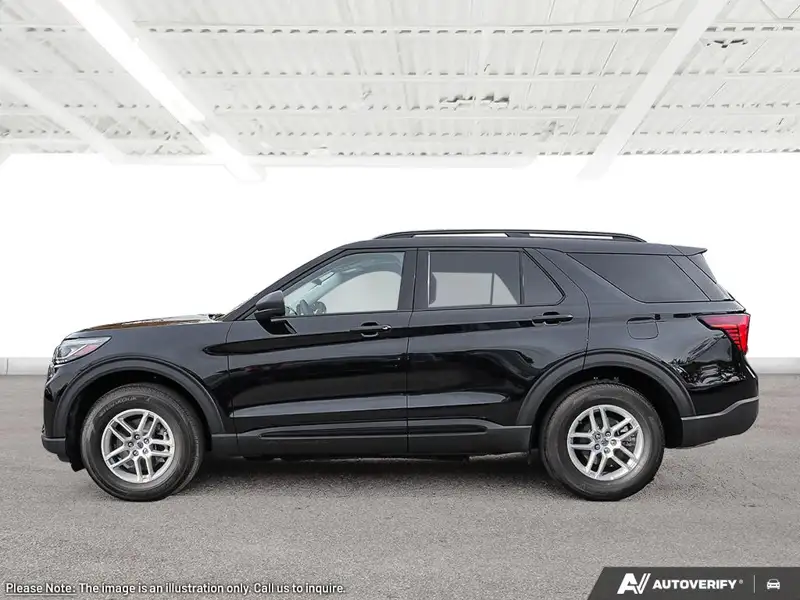 2026 Ford Explorer, 24 km, dovoz Kanada — foto 3 z 12