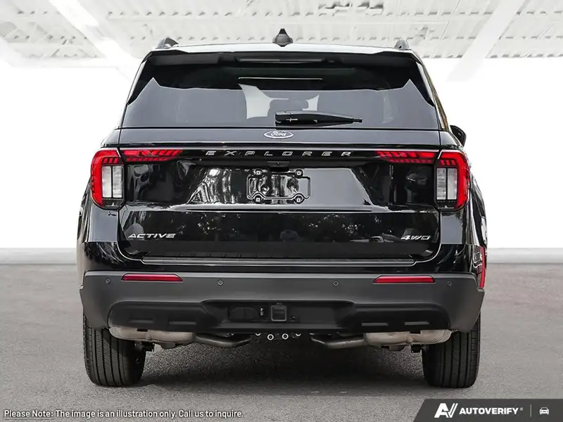 2026 Ford Explorer, 24 km, dovoz Kanada — foto 5 z 12