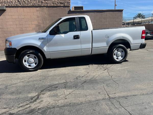 2008 Ford, dovoz USA — foto 2 z 11