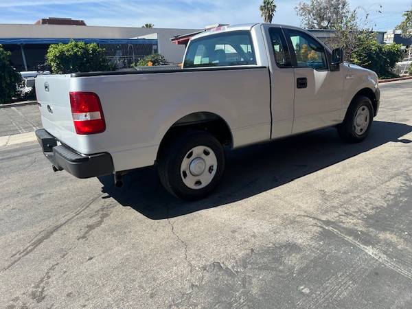 2008 Ford, dovoz USA — foto 6 z 11