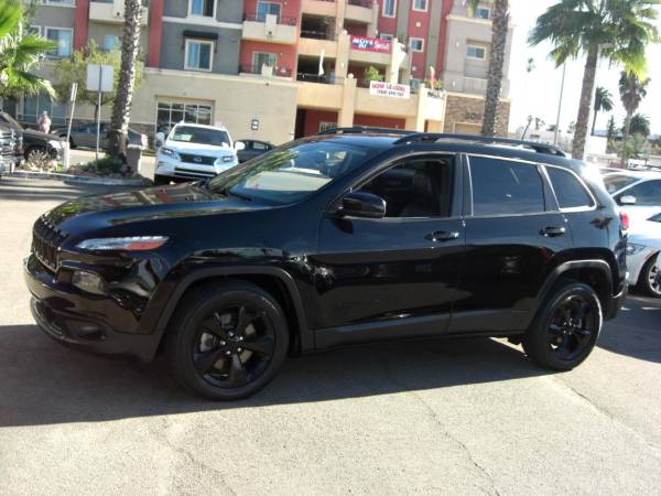 2018 Jeep, dovoz USA — foto 2 z 12