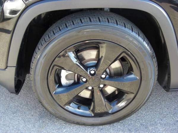 2018 Jeep, dovoz USA — foto 3 z 12