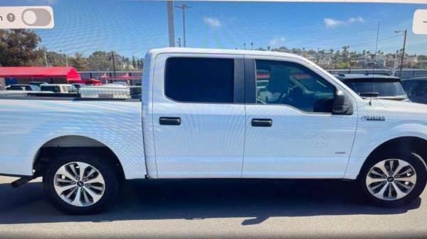 2017 Ford, dovoz USA — foto 4 z 12