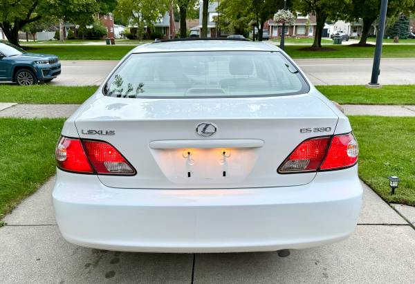 2004 Lexus, dovoz USA — foto 8 z 12
