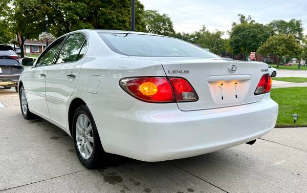 2004 Lexus, dovoz USA — foto 9 z 12