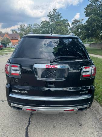2016 GMC, dovoz USA — foto 2 z 10