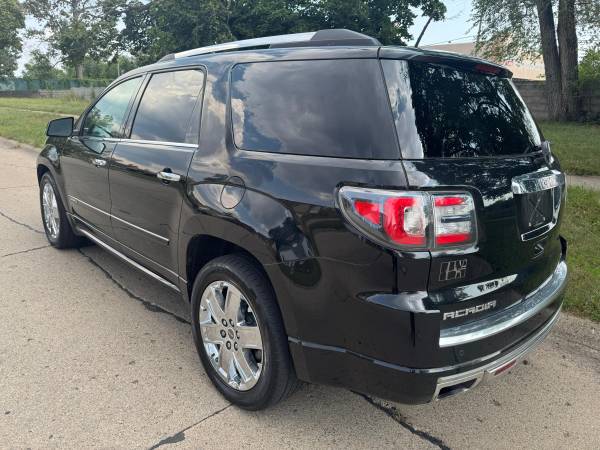 2016 GMC, dovoz USA — foto 6 z 10