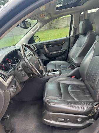 2016 GMC, dovoz USA — foto 8 z 10