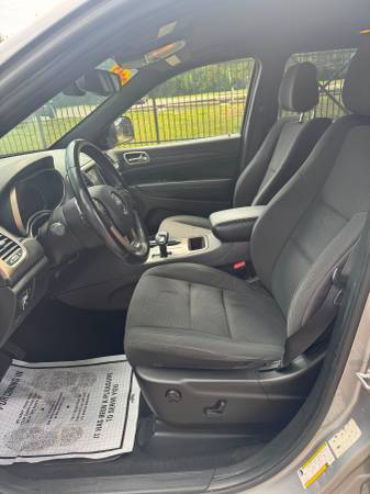 2016 Jeep, dovoz USA — foto 8 z 9