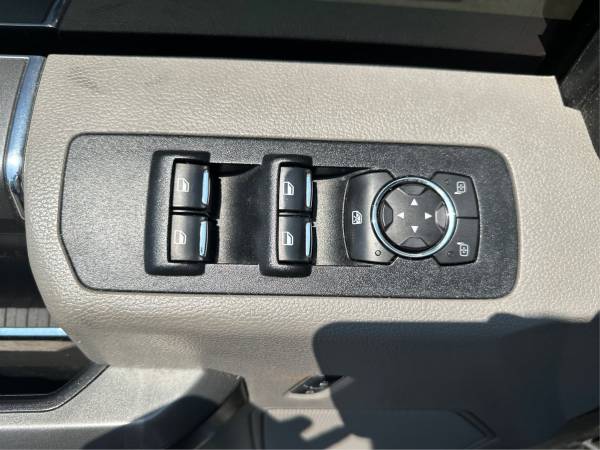 2017 Ford, černá, dovoz USA — foto 9 z 10