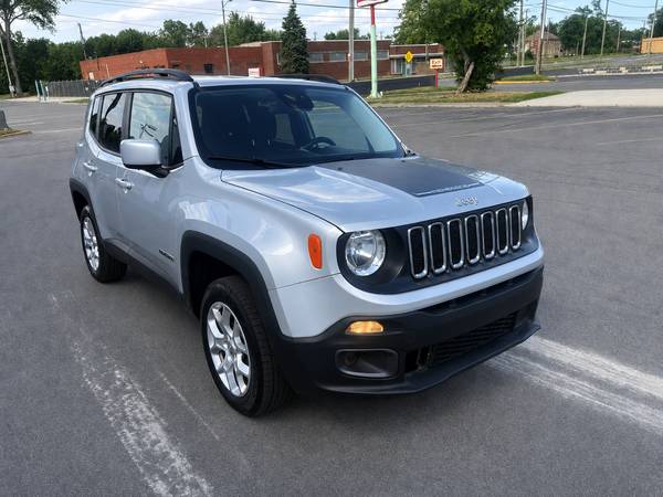 2017 Jeep, dovoz USA — foto 1