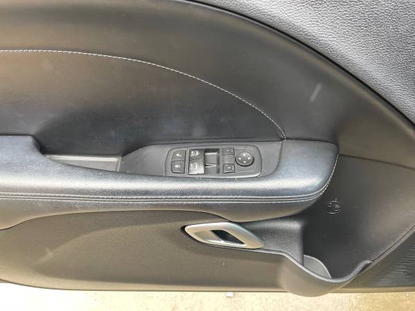 2017 Dodge, dovoz USA — foto 10 z 12