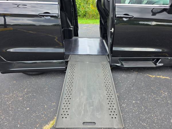 Chrysler, dovoz USA — foto 2 z 12