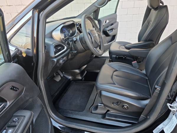 Chrysler, dovoz USA — foto 12 z 12